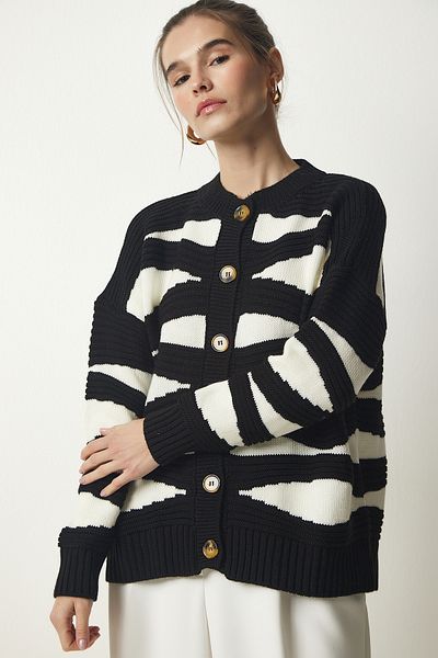 Happiness İstanbul Women's Black Patterned Buttoned Knitwear Cardigan YU00007