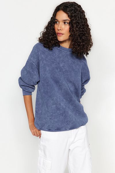 Trendyol Collection Indigo Antique/Pale Effect Thick Inside Fleece Oversize/Wide Fit Knitted Sweatshirt TWOAW24SW00151