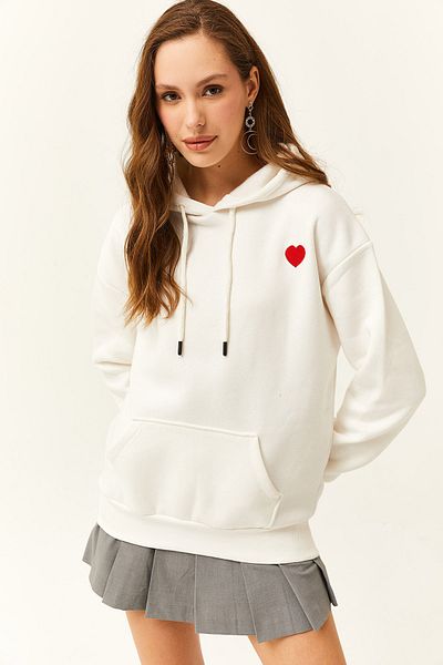 Olalook Women's Ecru Heart Printed Oversize Sweatshirt with Fleece Inside