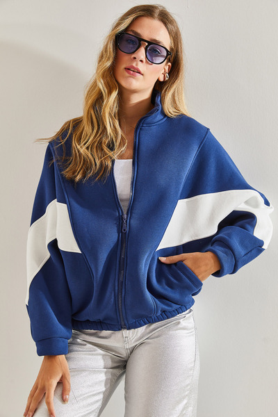 Bianco Lucci Women's Three Thread Zippered Cardigan