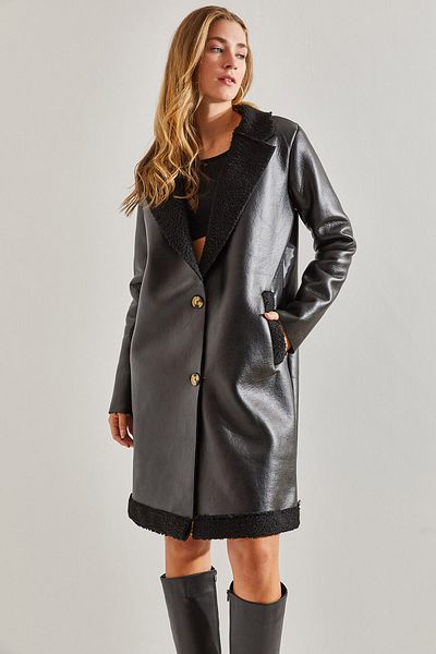 Bianco Lucci Women's Buttoned Leather Coat