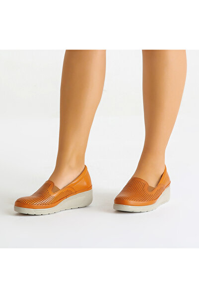 Tamer Tanca Tamer Tanca Kadın Hakiki Deri Comfort Ayakkabı 824 1201 Byn Ayk Y21
