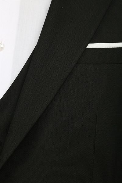 Jakamen Black Pointed Collar Slim Fit Suit
