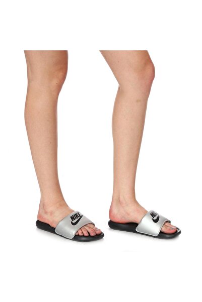 Nike Victori One Slide Kadın Siyah Günlük Stil Terlik CN9677-006