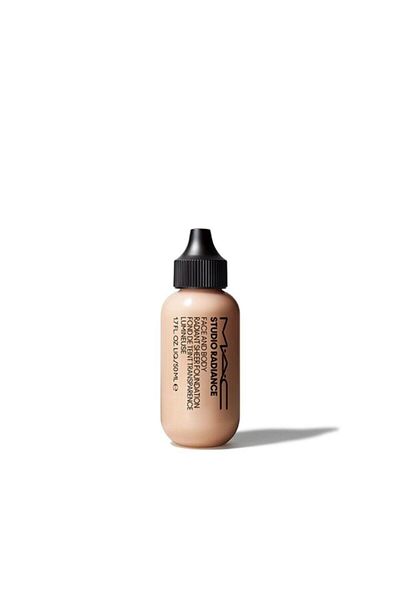 M.A.C W1 Foundation - Studio Radiance Face And Body Radiant Sheer Foundation 50 ml