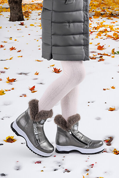 Kiko Kids 250 Patent Leather Cracked Zippered Girl's Boots