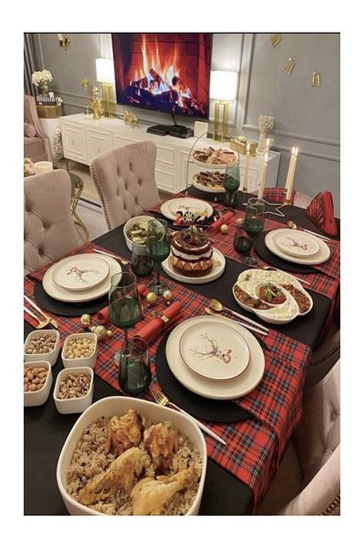 BELMOD Red New Year New Year Scottish Plaid Runner 40*160cm 2PCS 4 Napkins