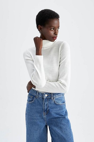 DeFacto Regular Fit Turtleneck Cashmere Textured Extra Soft Sweater