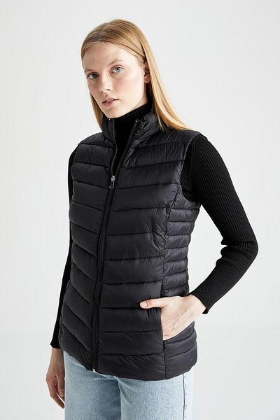 DeFacto Regular Fit Vest