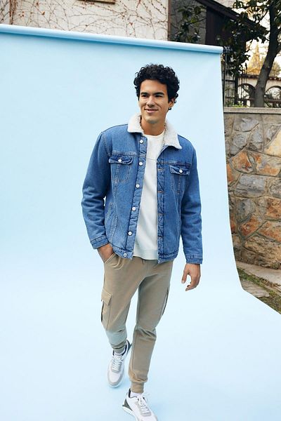 DeFacto Slim Fit Faux Fur Collar Jean Jacket Y2091az22wn