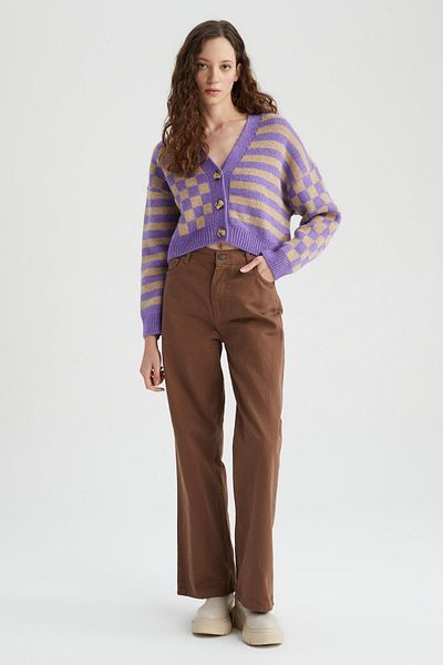 DeFacto Strickjacke mit V-Ausschnitt in Oversize-Passform
