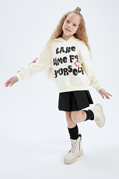 DeFacto Kız Çocuk Kapüşonlu İçi Yumuşak Tüylü Sweatshirt