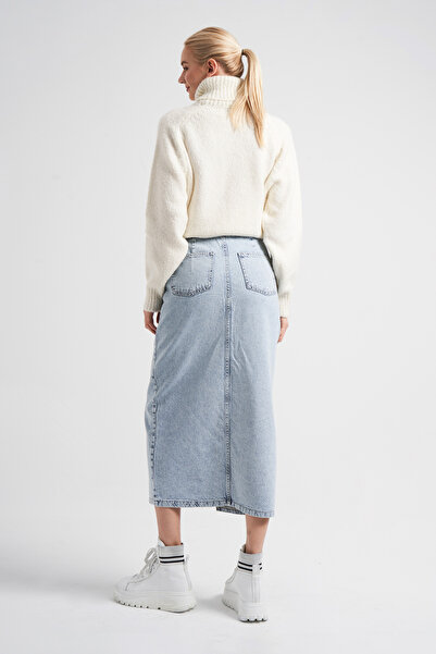 its basic Women's Snow Denim Color Maxi Length Koton Denim Skirt with Side Pockets