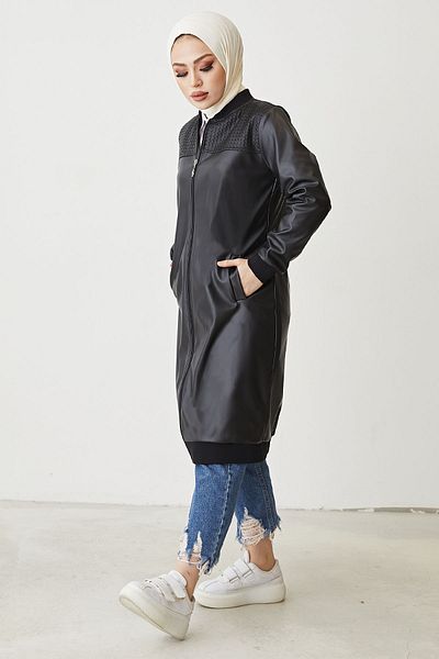 InStyle Ribbed Zippered Leather Cap - Black