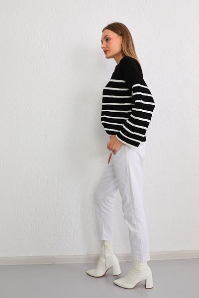 BİKELİFE Schwarzer, dicker, übergroßer Strickpullover mit goldenen Knöpfen und Streifen für Damen
