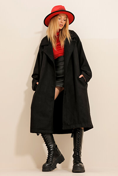 Trend Alaçatı Stili Dámský černý dlouhý kabát Stamp bez podšívky ALC-X11111