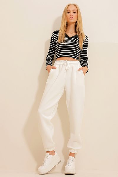 Trend Alaçatı Stili Pantaloni de sport de jogging cu 3 fire albi pentru femei ALC-X10929