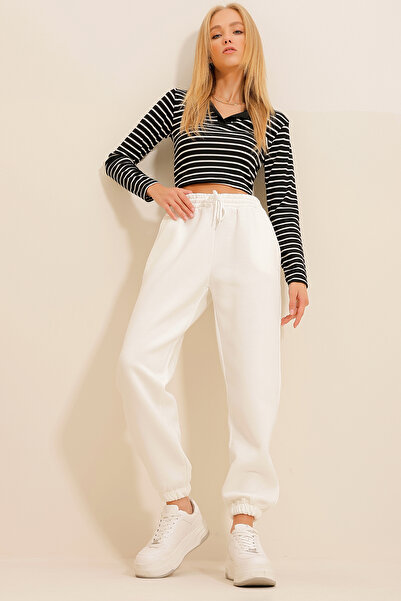 Trend Alaçatı Stili Dámské bílé 3 nitné žebrované tepláky na jogging ALC-X10929
