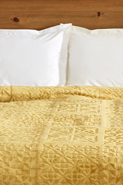 Karaca Home Blair Double Embos Blanket Mustard