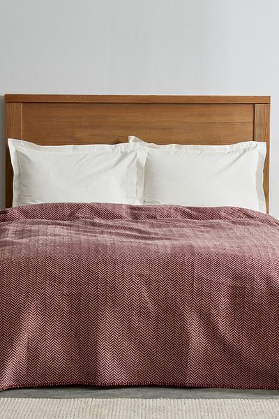 Karaca Home Herringbone Patterned Sandra Cotton Blanket - Double, Claret Red