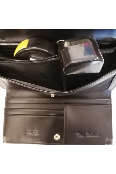 Tony Bellucci Kadın hakiki deri siyah baskılı 3 geniş 1 fermuarlı 3 gizli 1 şeffaf 7 kart gözlü çıtçıtlı cüzdan