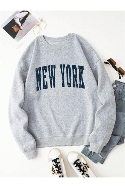 Toum سويت شيرت GRND New York مطبوع باللون الرمادي للجنسين برقبة دائرية كبيرة ...