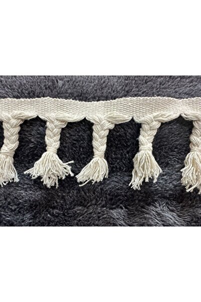 Piraye Halı Örgü Püskül Halı Saçak
