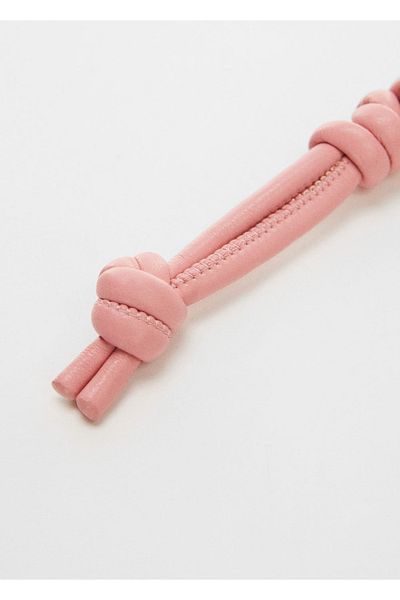 MANGO Woman Breloc detaliat cu aspect piele