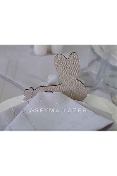 ŞEYMALAZER Дървен пръстен за салфетки с тема заек