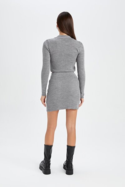 DeFacto Coool Slim Fit Dar Kesim Triko Mini Etek X4927az22au