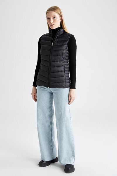 DeFacto Regular Fit Vest
