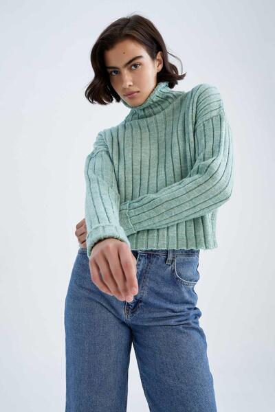 DeFacto Oversize Fit Oversize Fit Ekstra Yumuşak Crop Kazak