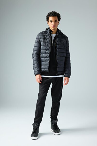 DeFacto Εποχιακό ελαφρύ πουπουλένιο παλτό με κουκούλα και τσέπες που κλείνουν με φερμουάρ και λεπτή εφαρμογή N4661az23sp