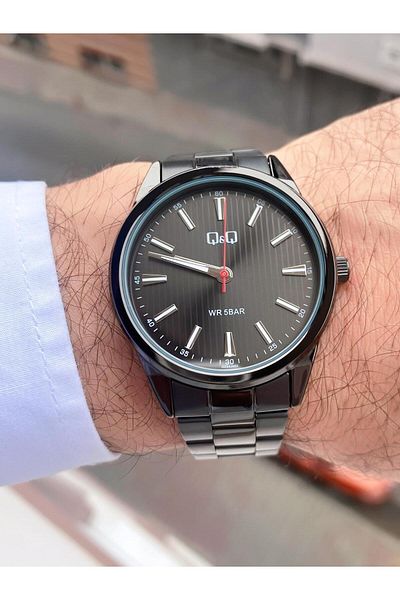 Q&Q Men's Metal Cord Wristwatch
