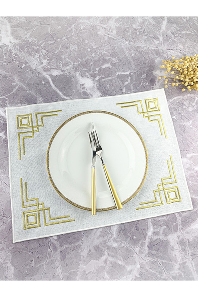 WEARE2 Λευκό Χρώμα με Χρυσό Κέντημα Γκλίτερ Ορθογώνιο 34x44εκ. Αμερικάνικο Σε...