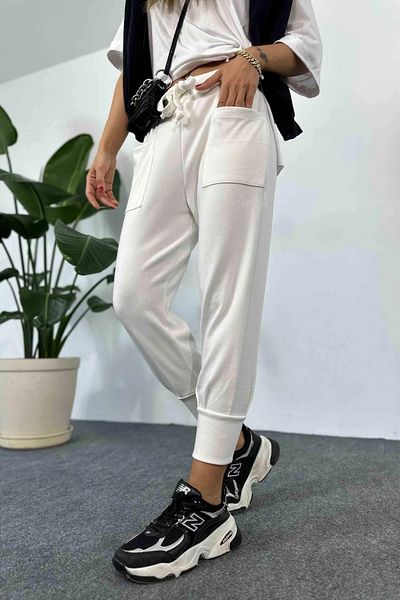 BEBE PLUS Women's Pocket Detailed Knitted Trousers