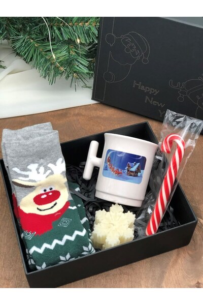 Denseden чорапи, чаша за подарък, свещ и захарна пръчка в специална кутия като подарък за любимия човек, майка, приятел или съпруг/а