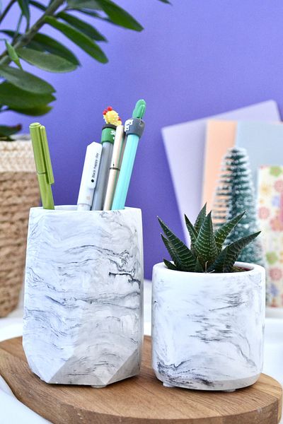 Bİ DOLU DÜKKAN Marble Patterned Triple Office Set| Geometric Pen Holder Potted Plant| Desktop Organizer