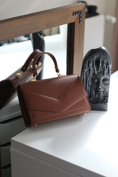 Moom Bag Γυναικεία τσάντα ώμου φακέλου μαυρίσματος με χερούλι