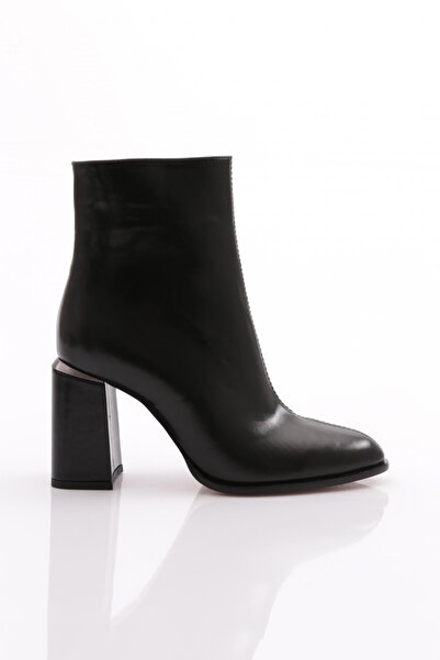 DGN Women's Black Heeled Boots 6132 332 10