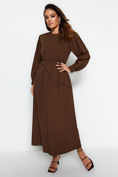 Trendyol Modest Καφέ Ζώνη Μπροστινό Σπλιτ Βαμβακερό Υφαντό Φόρεμα TCTSS23EB00360
