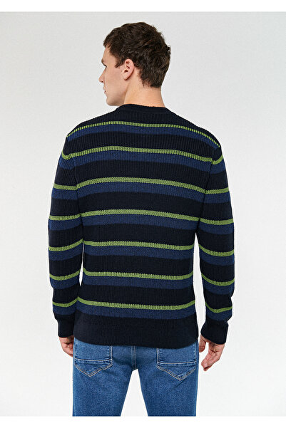 Mavi Çizgili Siyah Kazak Fitted / Vücuda Oturan Kesim 0710095-70490