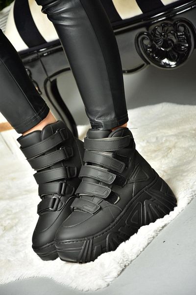 Fox Shoes R973715109 Fekete éktalpú női sportcipő tornacipő