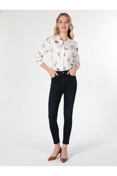 Colin's Slim Fit Printed Multicolor Women's Long Sleeve Shirt