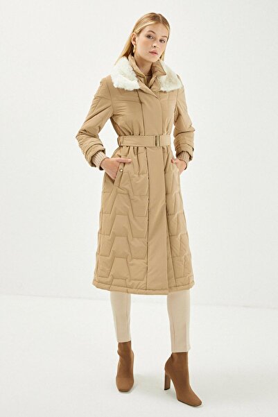 Zühre Puffer Coat with Fur Collar and Belt Detail 12764 Beige 42