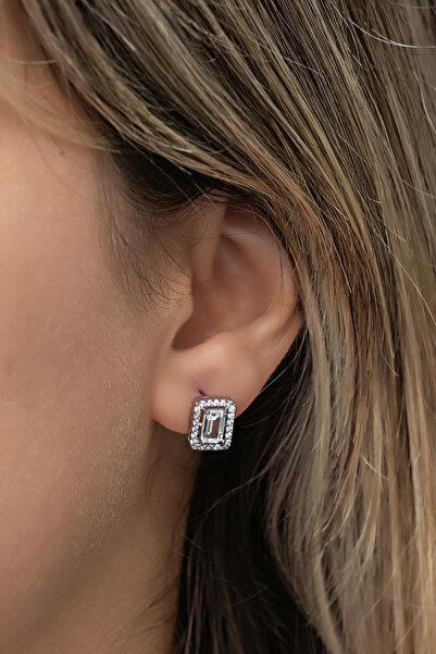 Nereze 925 Ayar Gümüş Rodyum Kaplama Baget Taşlı Tektaş Küpe