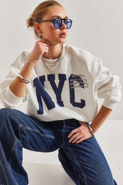 Bianco Lucci Women's Three Thread Raised Printed Oversize Sweatshirt