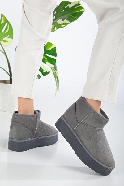 wefashion Kadın Gri Ultra Mini Kalın Taban Içi Kürklü Düz Taban Bot