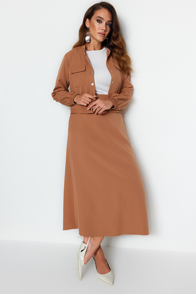 Trendyol Modest Camel Pocket Bomber Jacket-Skirt Set z tkané textilie TCTAW24US00078