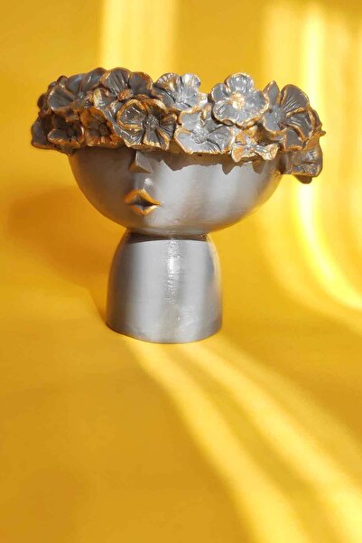 TRİADDESİGNART Çiçekli Kız Mumluk & Balmumu Döküm & El Emeği